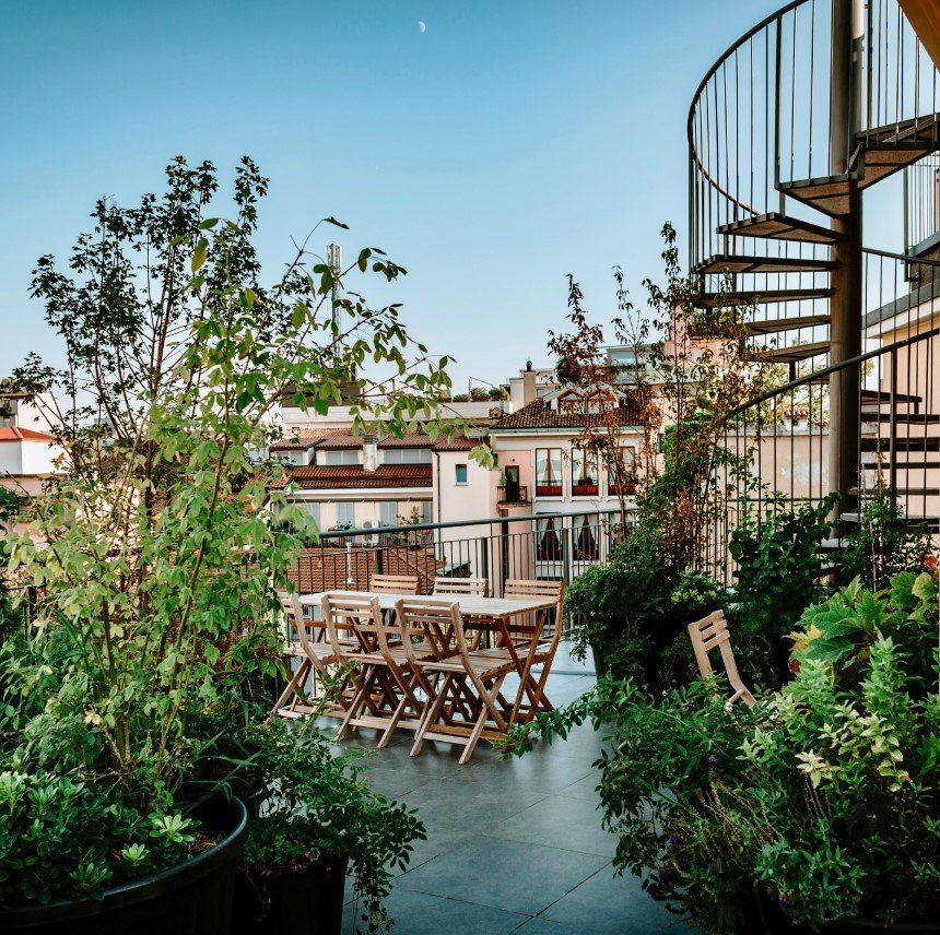 Allaperto Milano Wine Bar: sentirsi a casa su una terrazza vista Duomo
